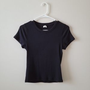 Aritzia Black Tshirt